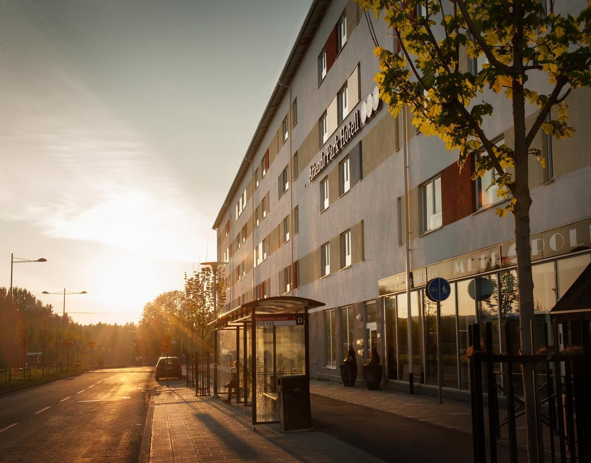 Attendo Park Hotell Huddinge Zewnętrze zdjęcie