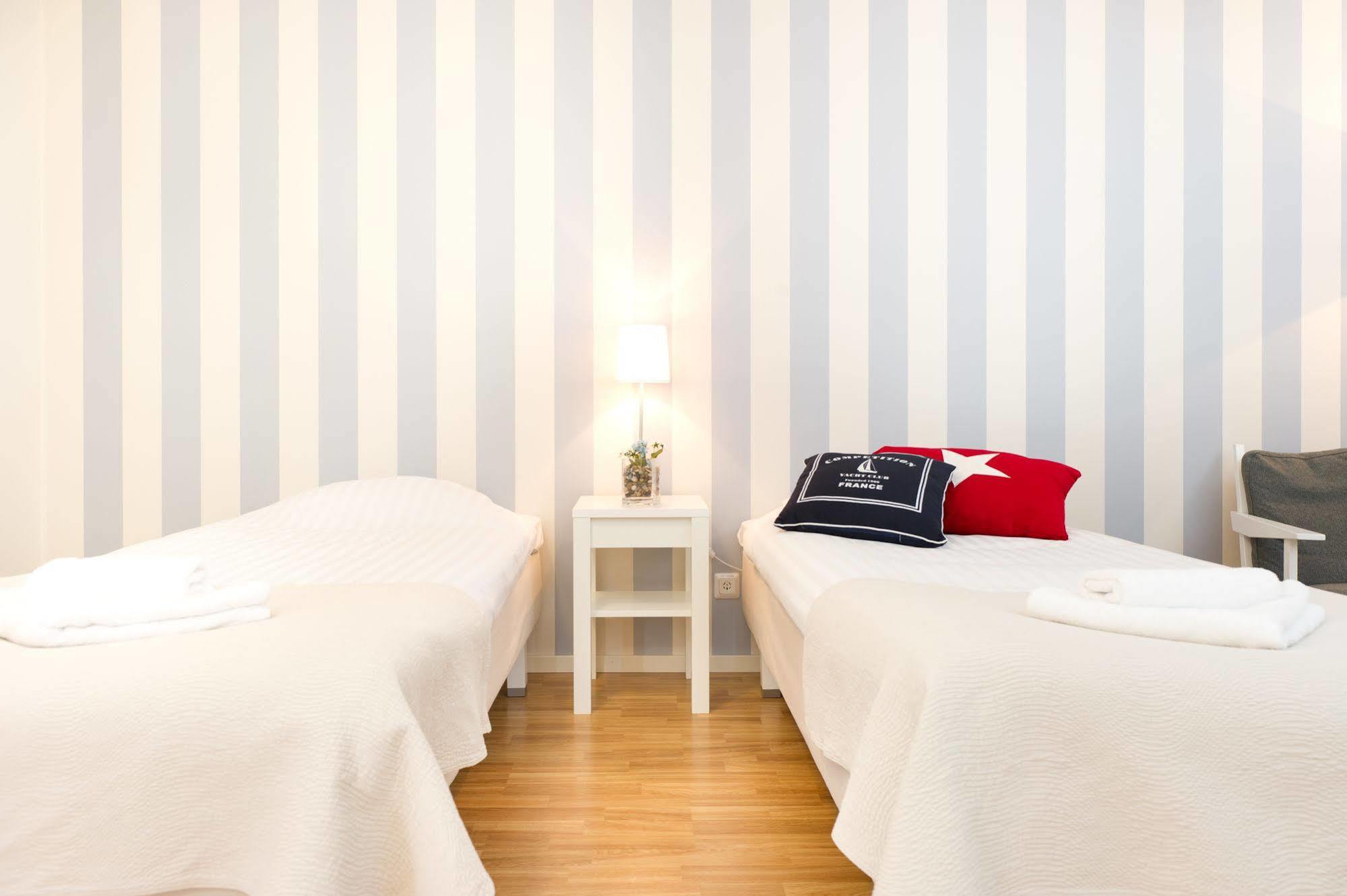 Attendo Park Hotell Huddinge Zewnętrze zdjęcie